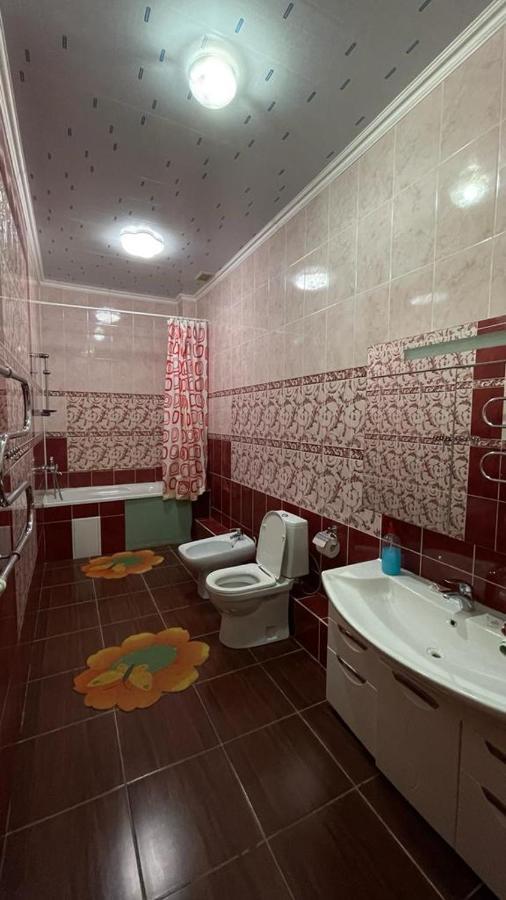 Rosa Roze Luxe House Hotel Karagandy Екстериор снимка